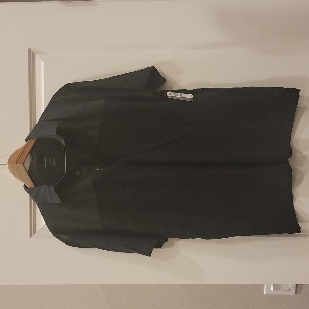 Men's Tee.